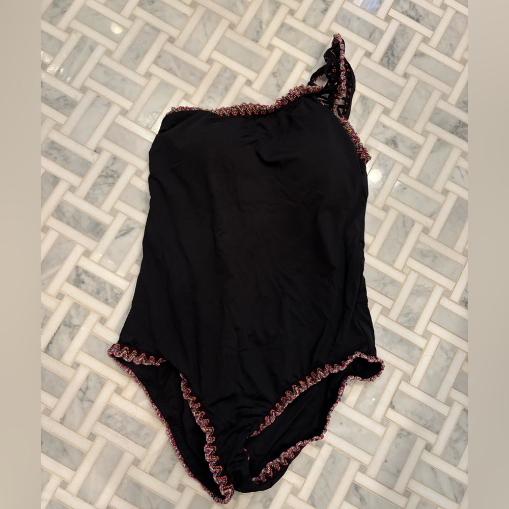 BECCA One-Shoulder Black and Pink Swimsuit